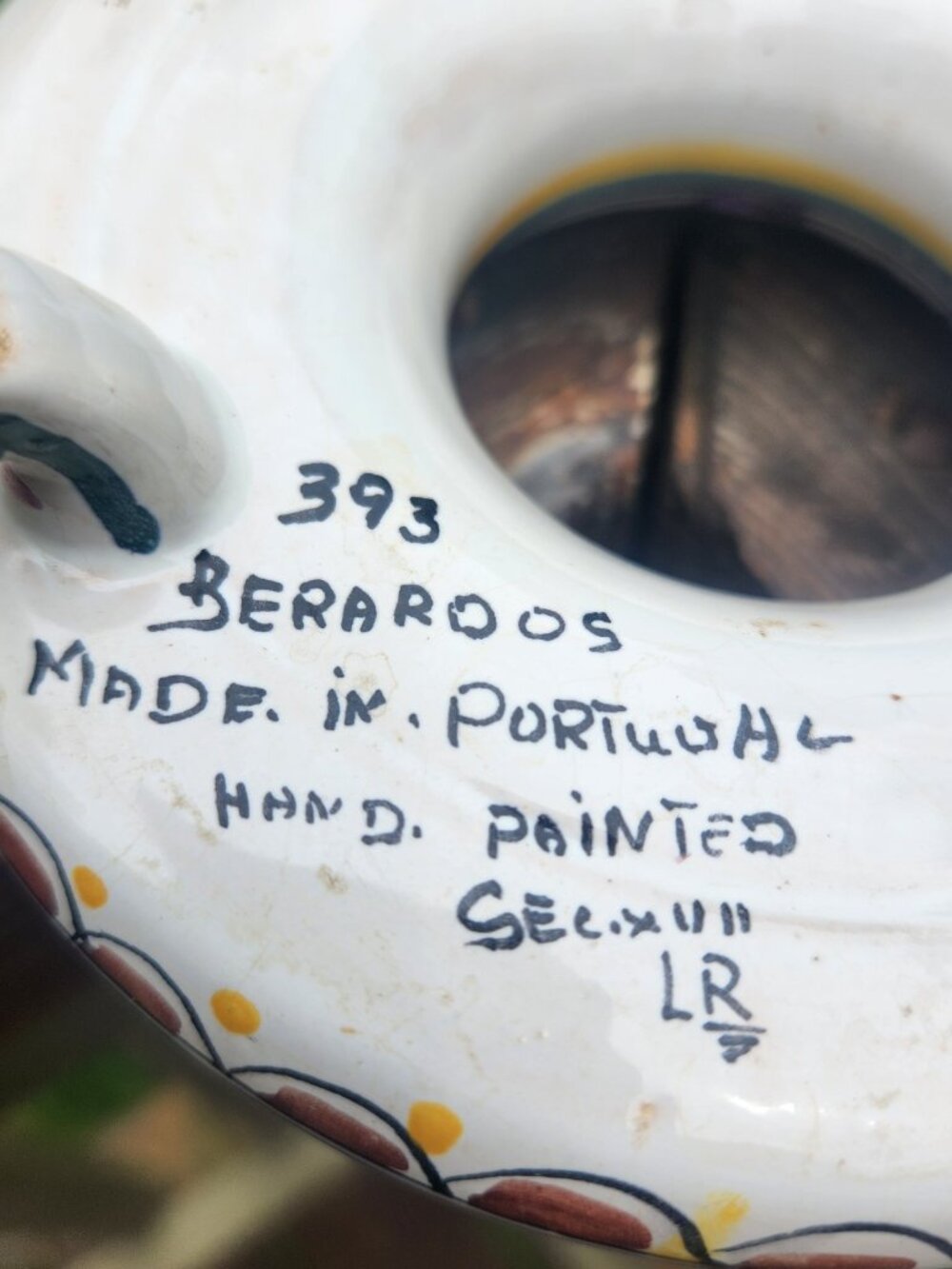BERARDOS Hand Painted Footed Ceramic Flower Frog RING Vase Animals PORTUGAL 393 - Picture 5 of 5